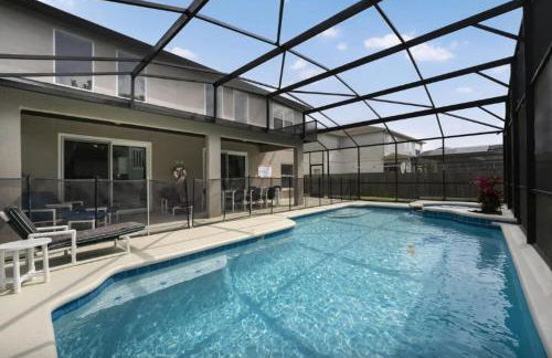 Fully Refurbished Vacation Home with South Facing Pool and Spa with Lake View in Quiet Community Nr Disney - Foto 31