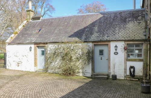 Sweetpea Cottage - Photo 1