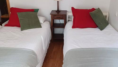 Piso con preciosas vistas, patio privado y amplio garaje - Foto 4