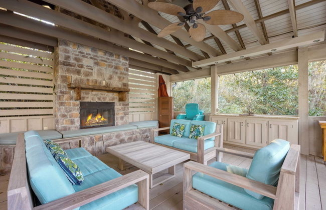 Blackwater Bay Hideaway by Avantstay Waterfront, Pool, Dock, Hot Tub - Photo 44