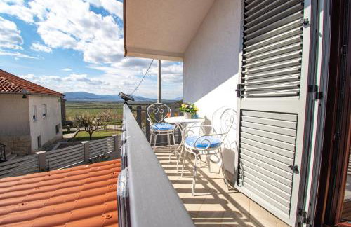 Spacious villa for 10 with a big private pool - Photo 38