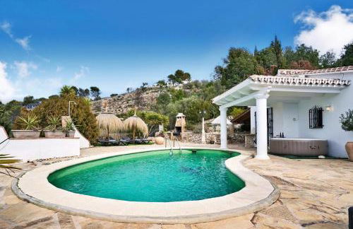 Casa Rural Boas, con vistas impresionantes, Barbacoa en Cómpeta by CostaDelSolEscapes - Foto 1