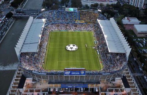 La Farola Centro de Málaga con Parking 445 Max - Photo 41