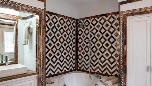 Elegant Villa with Pool & Golf Range in Sotogrande - Foto 2