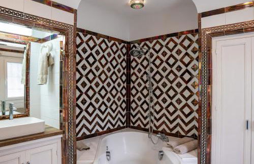 Elegant Villa with Pool & Golf Range in Sotogrande - Foto 2