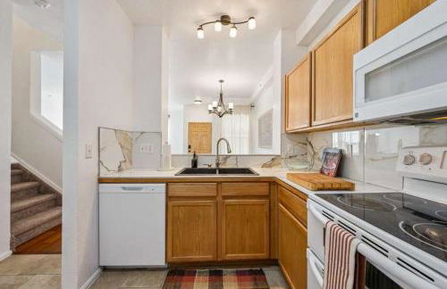 3BR Modern Retreat, Close to DIA & Downtown Denver - Foto 4