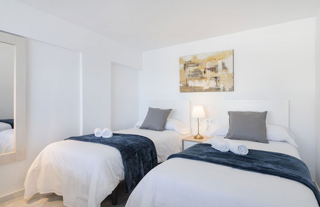 Skol Sea Views Apartments - Photo 9