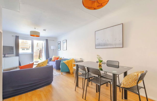 Lovely 4 Bed House w Garden, 1 Stop to Waterloo - Foto 40