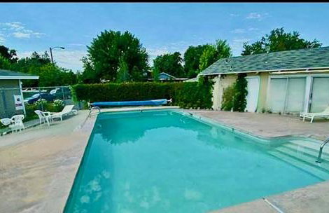 Game Night Downtown - BSU - Slots - Over 100 Games - Foto 32