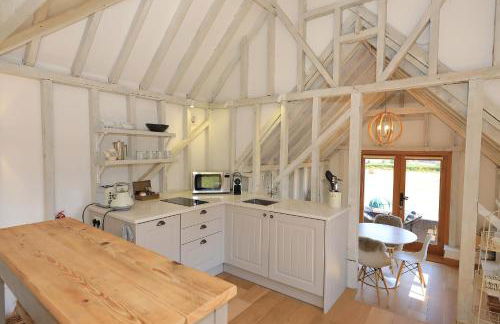 The Cowshed, Tunbridge Wells - Photo 41