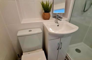 Modern 2 bedroom apartment in Historical Spa town - Foto 23