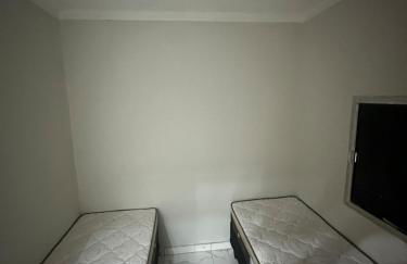 Apartamento centralizado com fácil acesso a BR153 - Foto 8