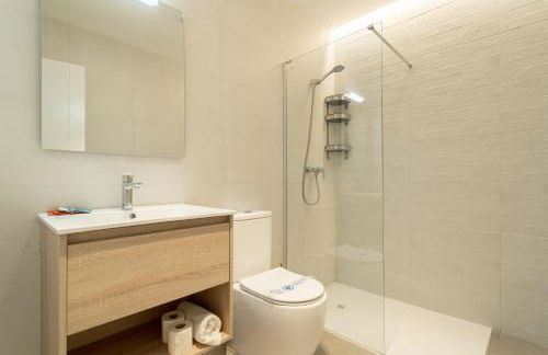 Edificio Santiago by Plaza Mayor Apartamentos - Photo 63