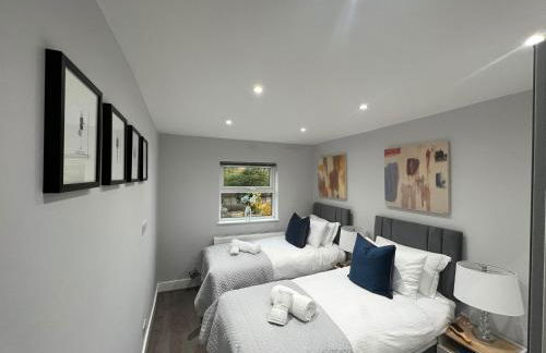 Aisiki Apartments at Stanhope Road, North Finchley, Airconditioned Multiple 2 or 3-Bedroom, Pet Friendly Duplex Flats, King or Twin Beds with Free WiFi - Foto 51