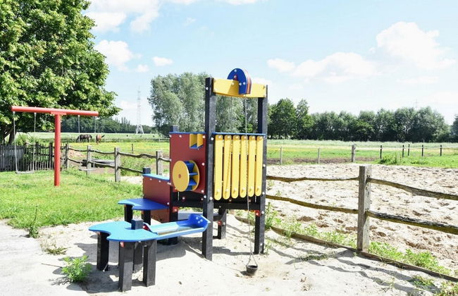 Tasteful Holiday Home in Sijsele-brugge With Garden - Photo 15