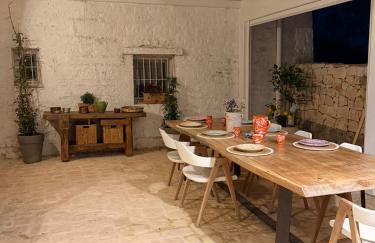 Trulli Fichi Luxury Trullo with Private Spa and Saltwater Pool - Photo 24