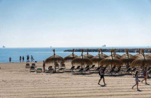 TuristMar - Amplio Apartamento en Salou con piscina, a 2 minutos de la Playa - Foto 25
