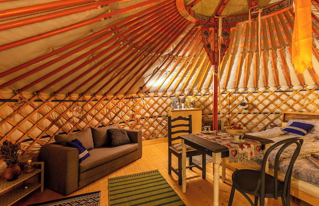 Dream By The Stream In A Yurt - Foto 12