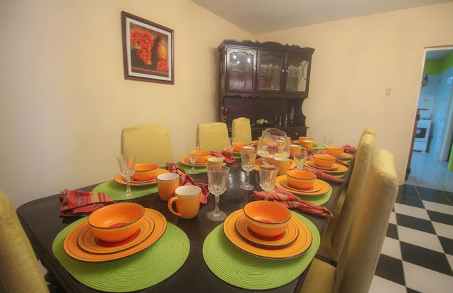 Kenwood Villa - Photo 12