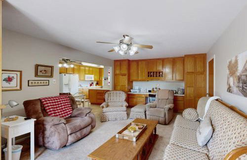 Farmington Family Home with Private Patio - Foto 5