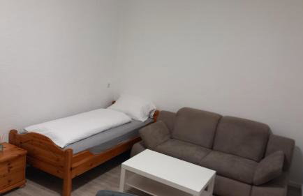 Neumühles Apartment Duisburg, großes TV, Wlan, Kaffeemaschine & Erdgeschoss - Photo 13