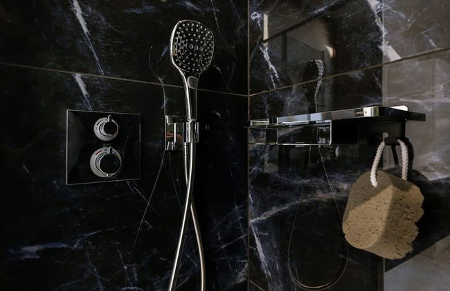 Authentic Apartment in the City Center of Antwerp - Foto 41