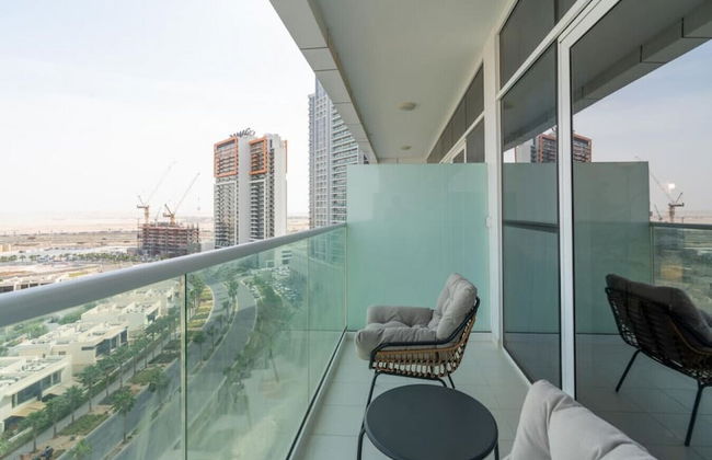 Neat Studio at Carson C - Photo 12