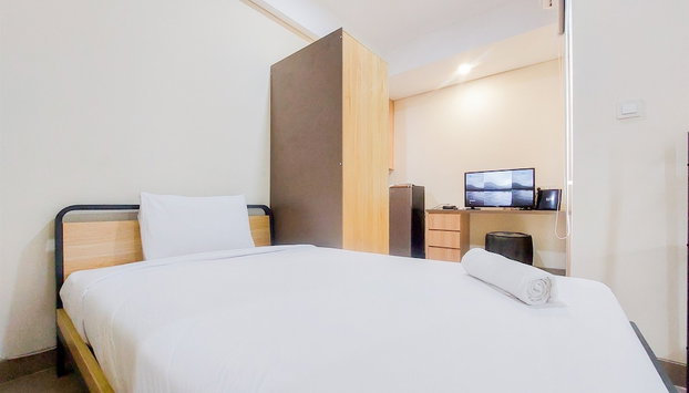 Homey And Modern Studio Apartment B Residence - Foto 5, Habitación