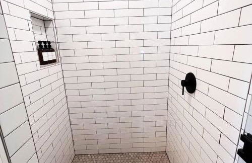 Mill House in Beautiful Downtown Jefferson - Foto 2