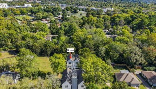 The Diamond-Half mi to Baum Walker Field-1 mi to DT - Photo 3