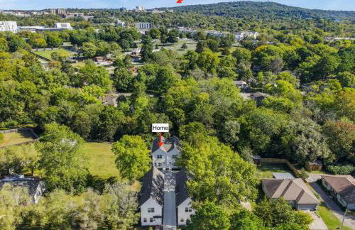 The Diamond-Half mi to Baum Walker Field-1 mi to DT - Photo 3