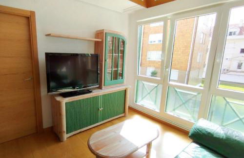 Apartamento con piscina y WIFI a 100 metros de la playa en Somo - Foto 6