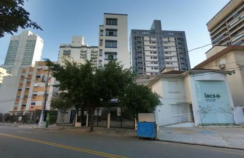 Sala living em prédio Familiar na Av da Praia - Foto 9