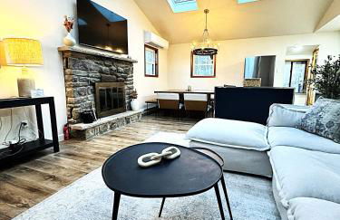 Romantic Mountainside Cozy Cabin Poconos - Foto 12