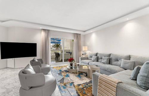 Modern and Large apartment in the heart of Puerto Banus - Foto 1