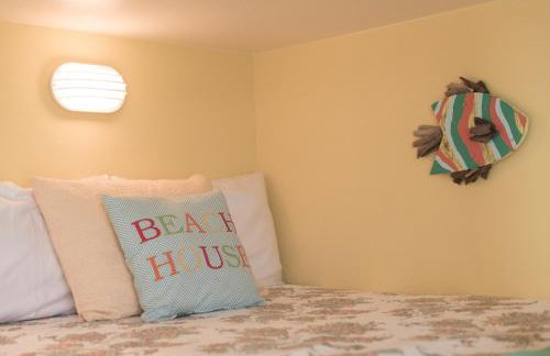 Nautibeach Views from Multiple Decks, Sleeps 14 - Foto 40