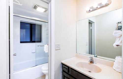 Emerald Seas Deerfield Beach Club - Photo 46