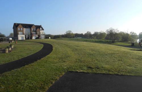 THE LAKE HOUSE: a delightful and peaceful retreat. - Foto 8