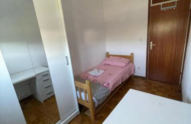 Mandic Apartment - Self check-in - Free Parking - Free WiFi - Fully Air-Conditioned - Foto 10
