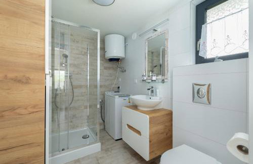 Baltic Home Houses Zastań with Parking by Noclegi Renters - Foto 44