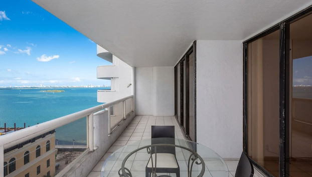 Ocean View w Large Balcony Pool and Hot Tub - Foto 5, Habitación