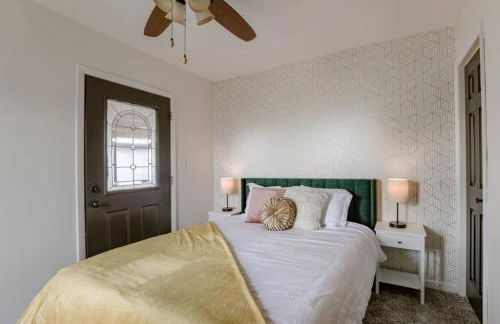 Beautiful - 4bd with Contemporary Interior - Foto 13