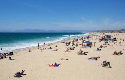 Oceanfront 2 BR w Pool & Parking 234 - Foto 23