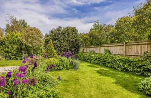 Modern Stylish Bosham Home - Pass The Keys - Foto 74