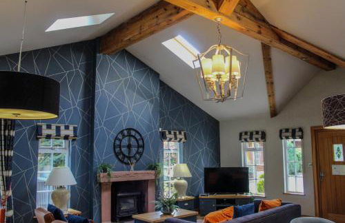 Noble Fir Lodge - Photo 13