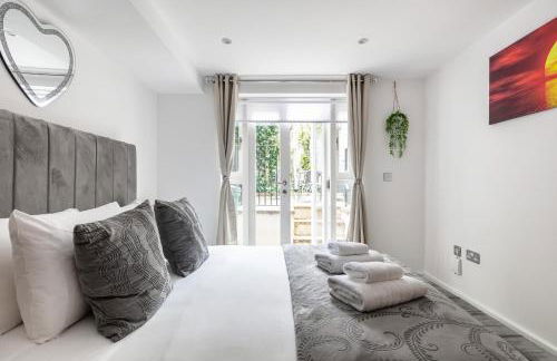 2 Minutes from Kings Cross 1 Bedroom Apartment with Private Patio - Foto 10