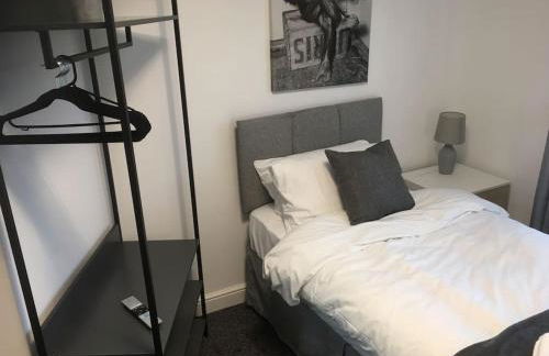 Haven House 6 bedrooms with 6 exclusive bathrooms and with lots of parking - Foto 3