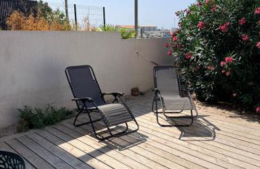 SUPERBE maison, rénovée port de Carro -terrasse,calme & lumière - Foto 26