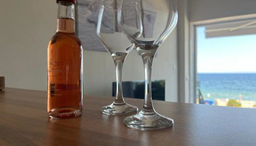 Kalyves Seafront Apartment - Foto 5