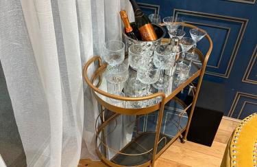 Large stylish home with Games room 5 bedroom sleeps 11 free WiFi and parking - Foto 7